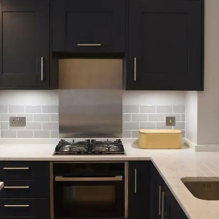 Park View Ground Floor 1 Bed Apt Bath Exterior photo